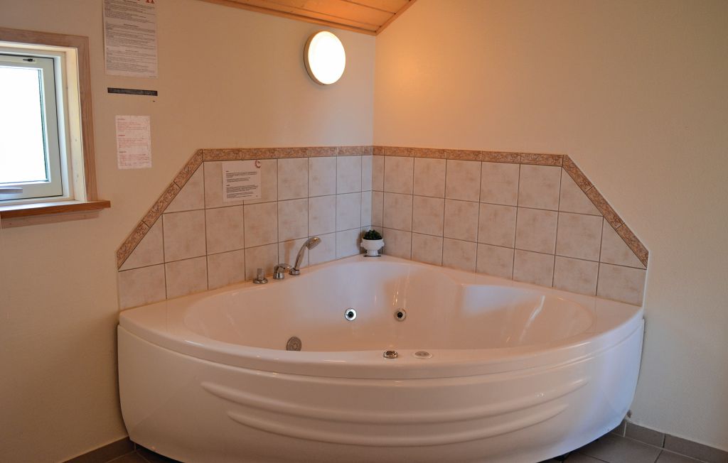 Semesterhus - Marielyst Strand , Danmark - G0115 14