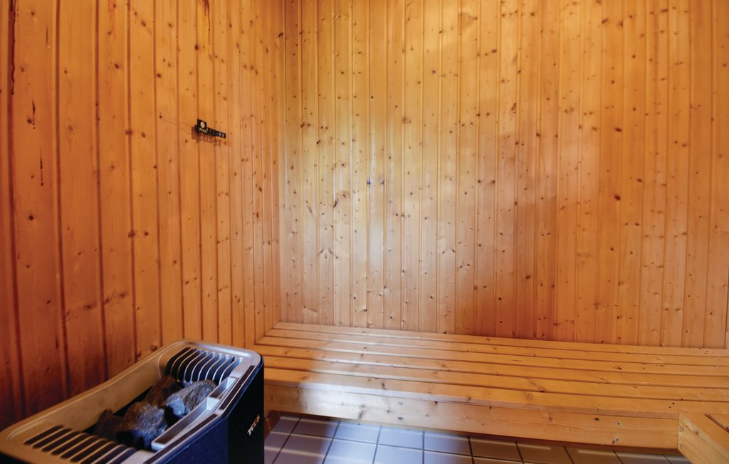 Feriehuse - Marielyst Strand , Danmark - G0204 15