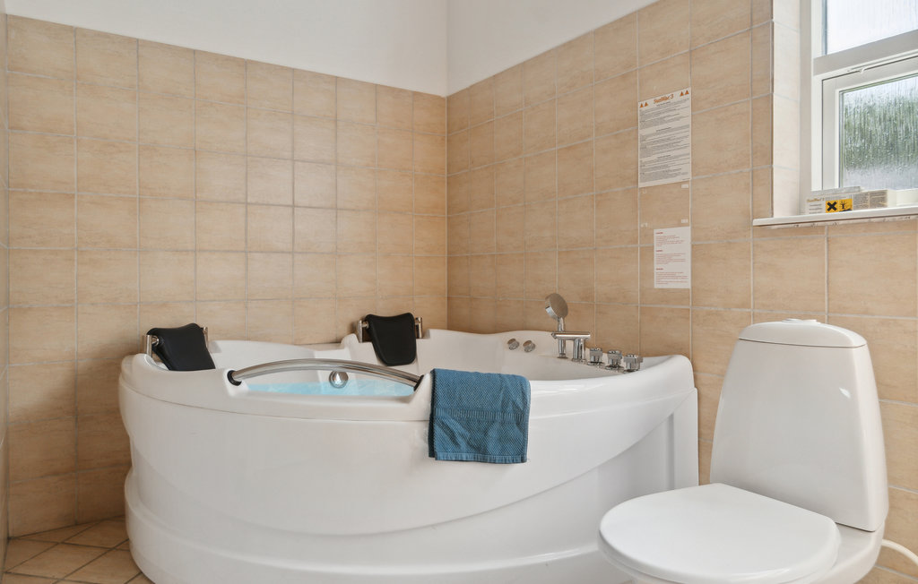 Semesterhus - Marielyst Strand , Danmark - G0209 17