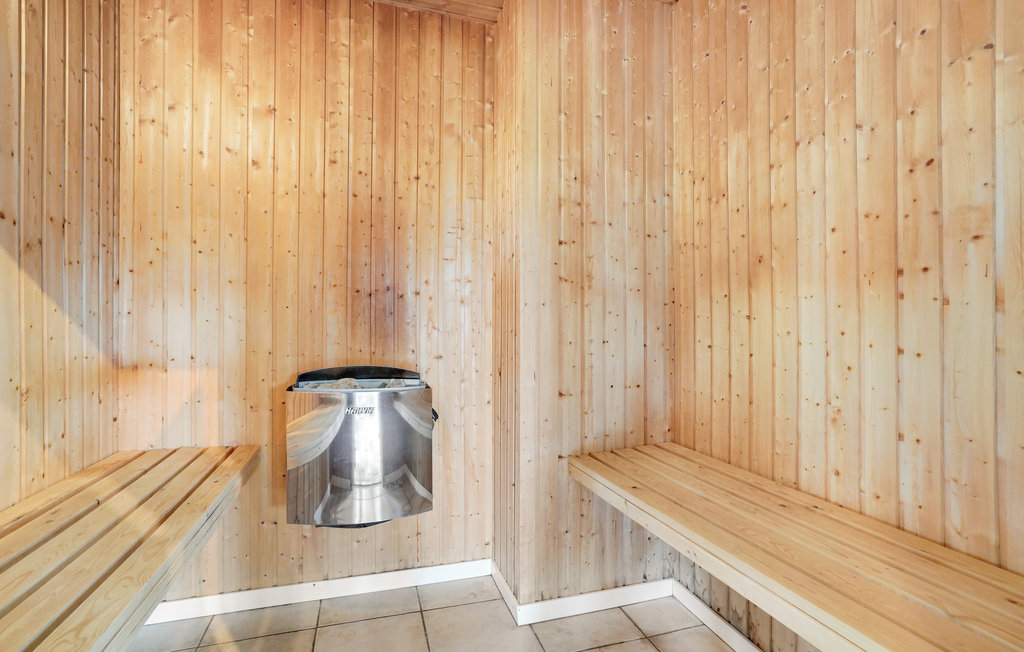 Feriehuse - Marielyst Strand , Danmark - G0460 7