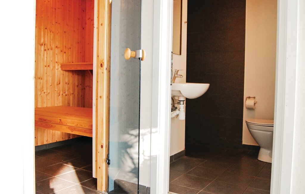 Semesterhus - Lohals , Danmark - G10790 32