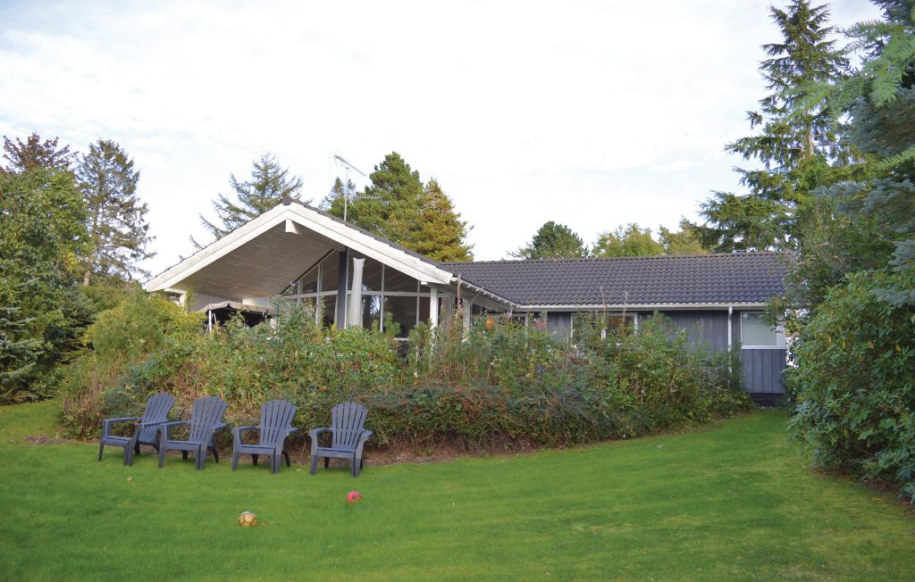 Holiday home Hornbæk Strand , Denmark G4092 Novasol