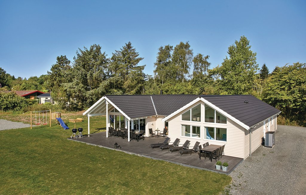 Semesterhus - Vejby Strand , Danmark - G4105 1
