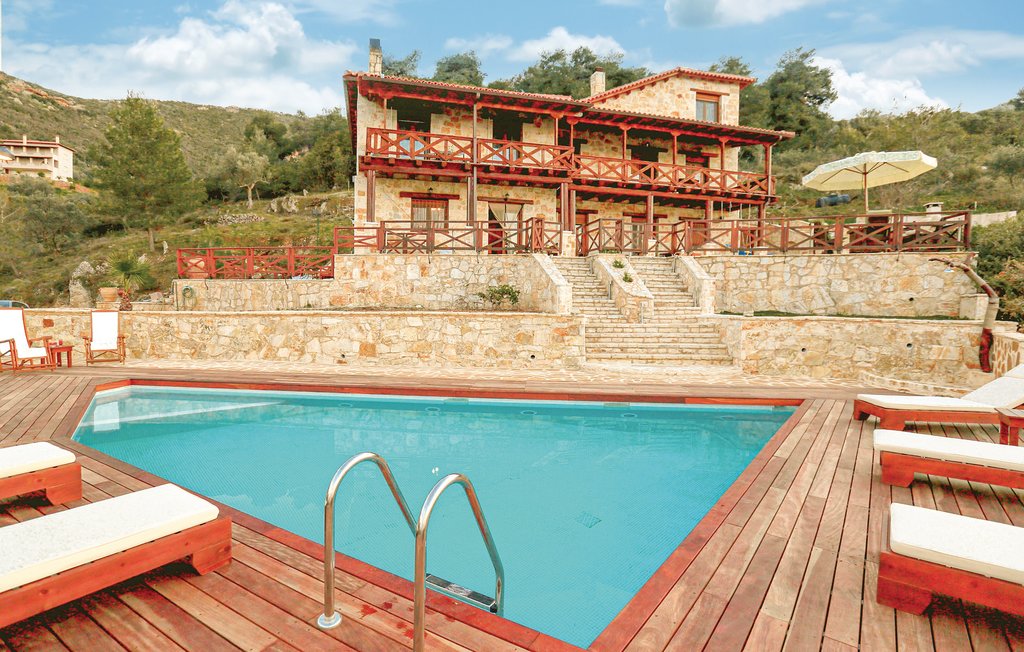 Ferienhaus Akrata Peloponnese Griechenland Gpe3 Novasol