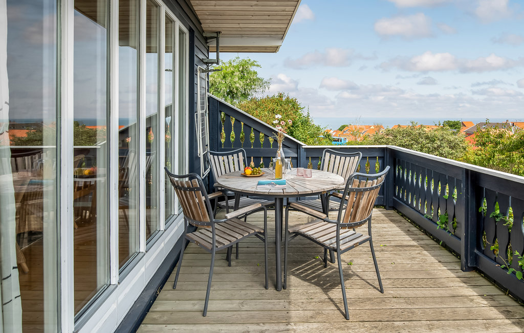 Semesterhus - Gudhjem Strand , Danmark - H0111 10