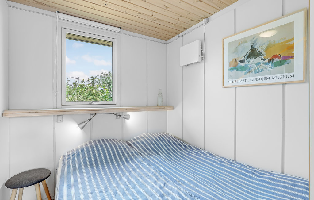 Semesterhus - Gudhjem Strand , Danmark - H0111 14