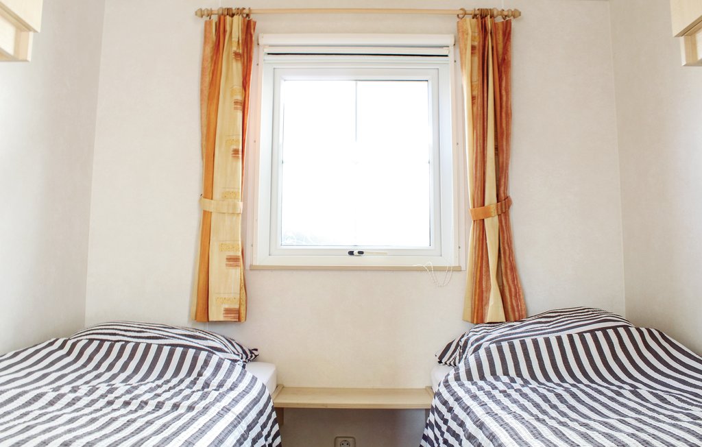 Semesterhus - Tzummarum , Nederländerna - HFR317 8