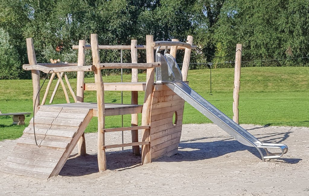 Semesterhus - Tzummarum , Nederländerna - HFR317 18