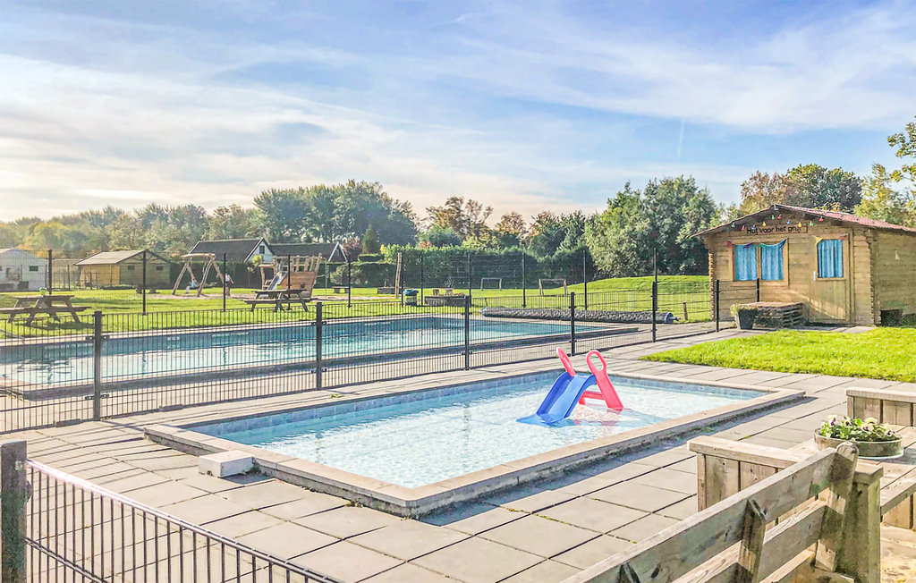 Semesterhus - Tzummarum , Nederländerna - HFR405 17