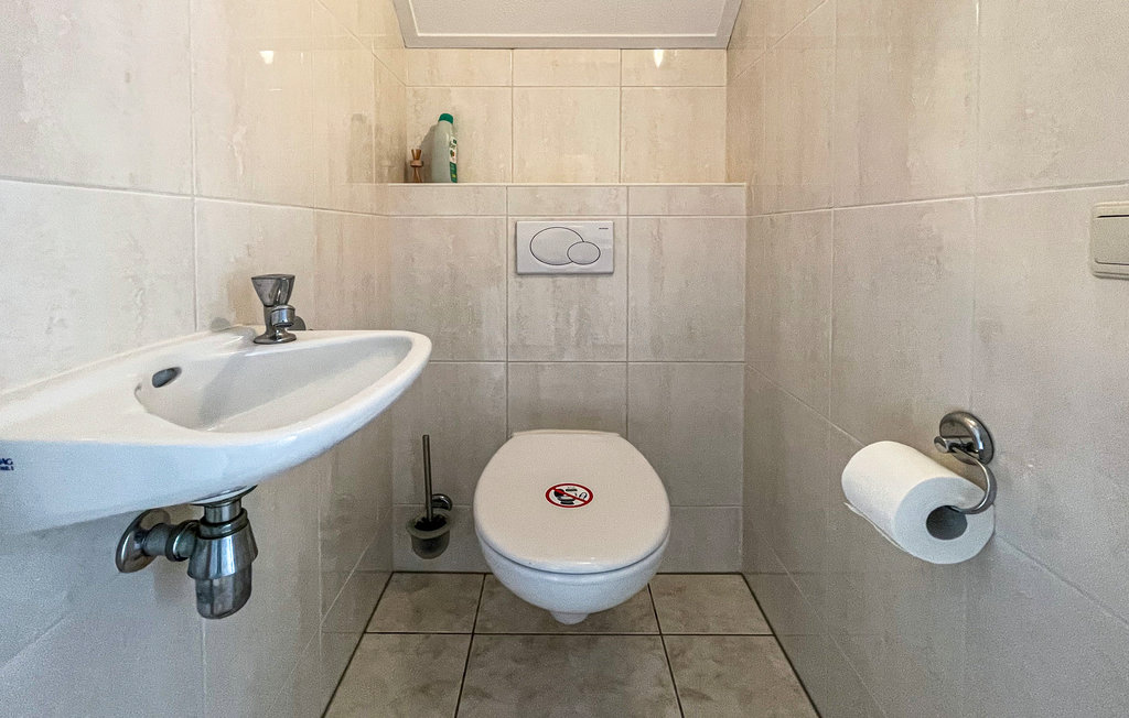 Semesterhus - Makkum , Nederländerna - HFR332 17