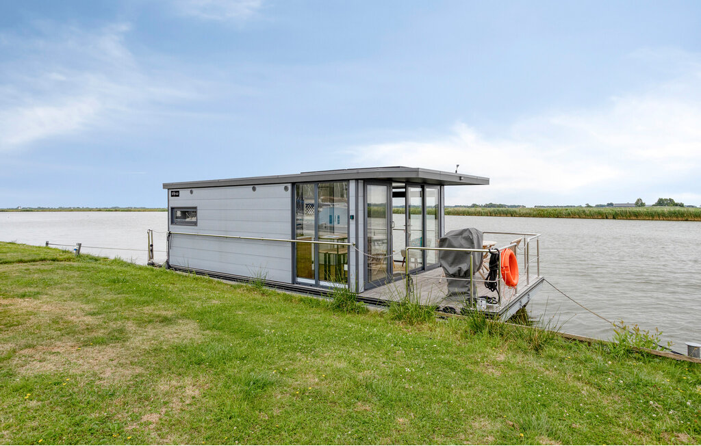 House boat - Molkwerum , Netherlands - HFR114 1