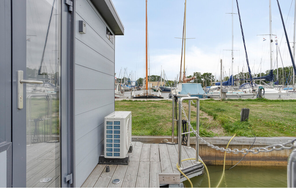 House boat - Molkwerum , Netherlands - HFR114 11