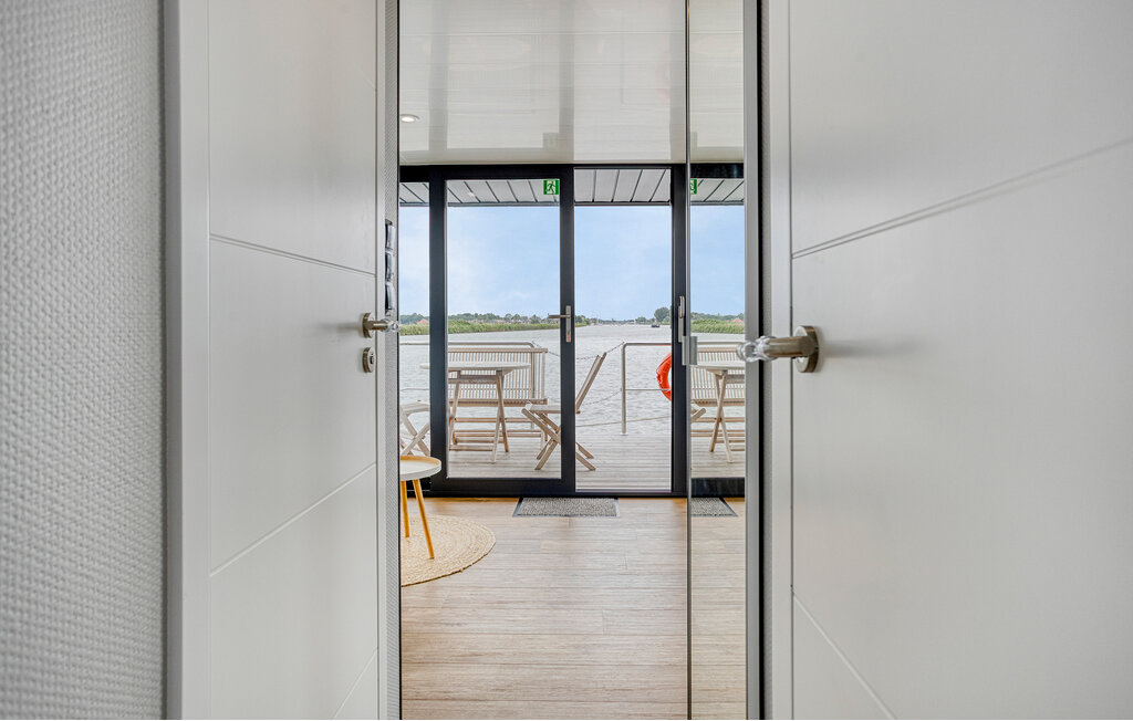 House boat - Molkwerum , Netherlands - HFR114 13