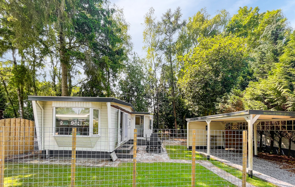 Semesterhus - Putten , Nederländerna - HGE144 1