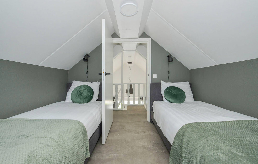 Semesterhus - Kerkdriel , Nederländerna - HGE137 18