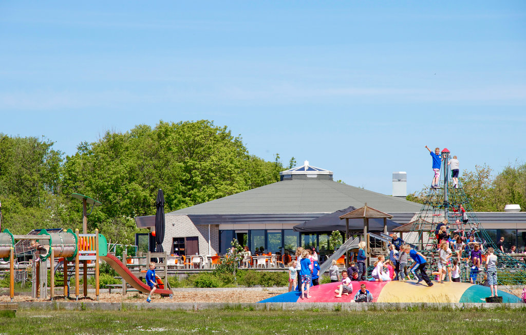 Holiday home Lauwersoog (HGR659)