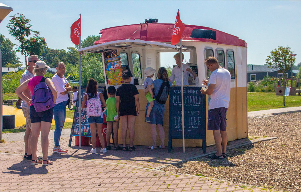 Holiday home Lauwersoog (HGR659)