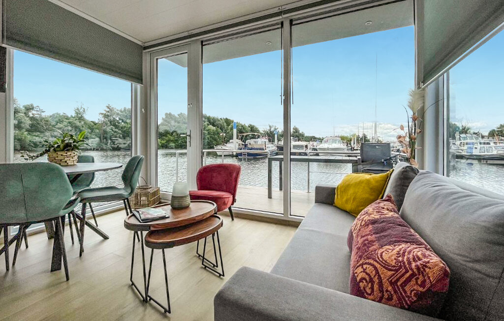 House boat - Maastricht , Netherlands - HLI413 3