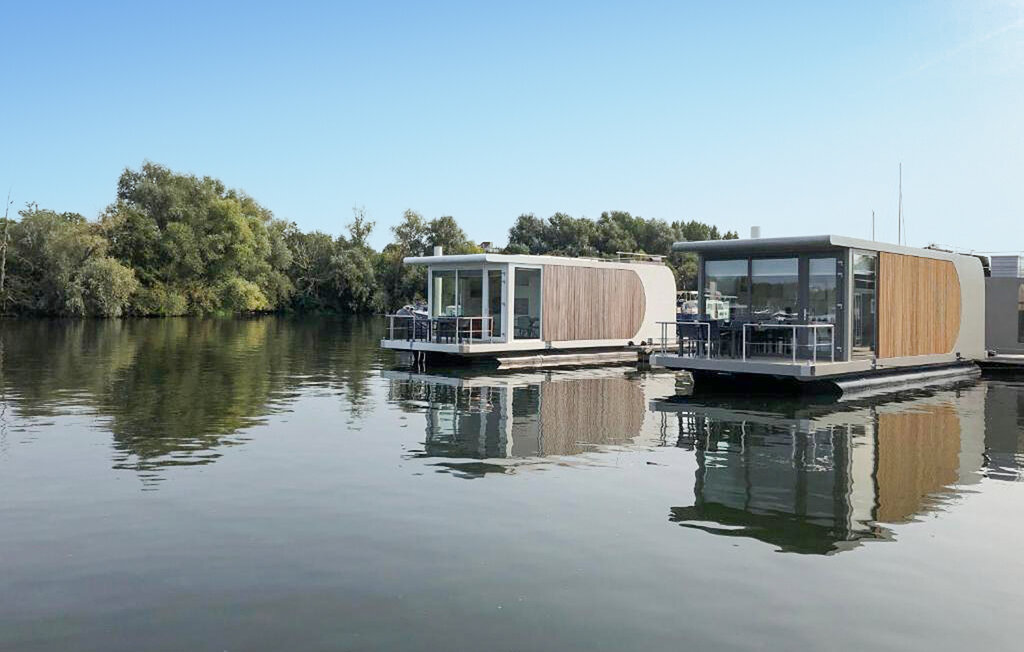 House boat - Maastricht , Netherlands - HLI413 1