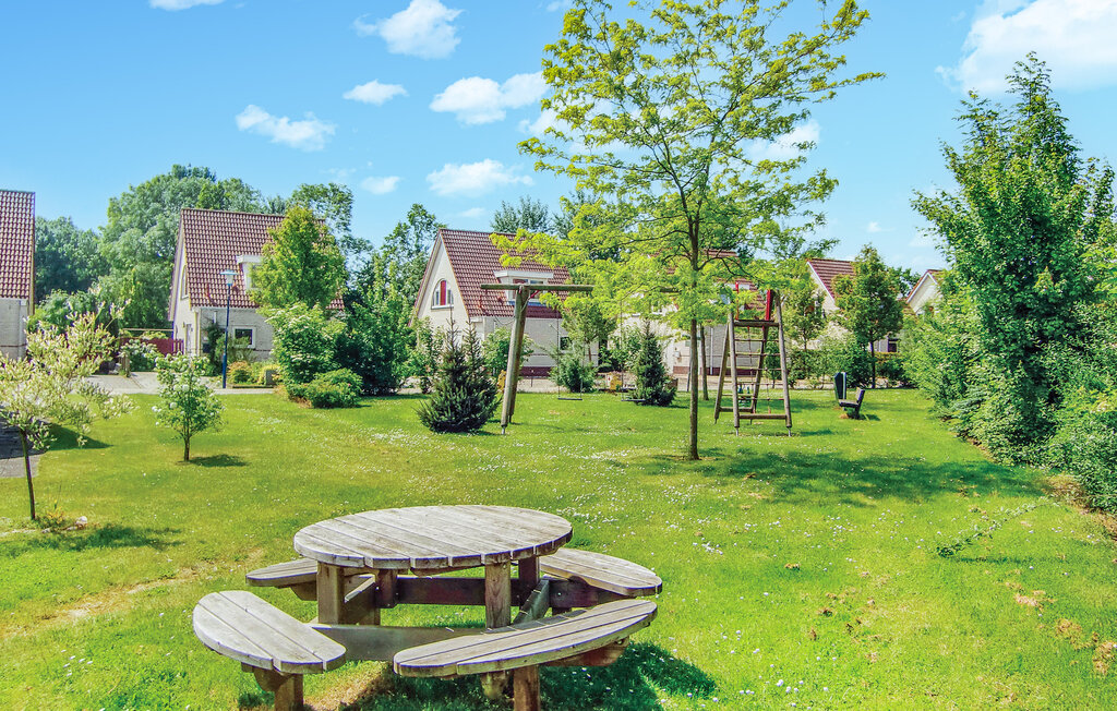 Geschmackvolles Haus in Ferienhausgebiet in Stevensweert mit Ausblick auf den See.

Willkommen in diesem schönen Ferienhaus mit ausgesuchter Einrichtung und Dekoration im modernen und außergewöhnli..
