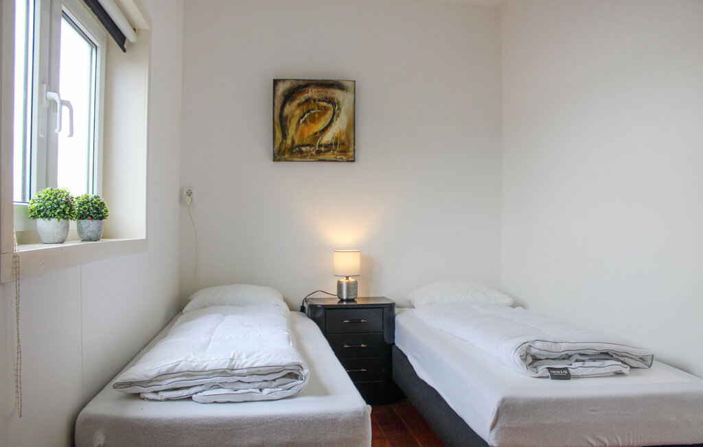 Husbåt/Hus på vatten - Lith , Nederländerna - HNB092 15