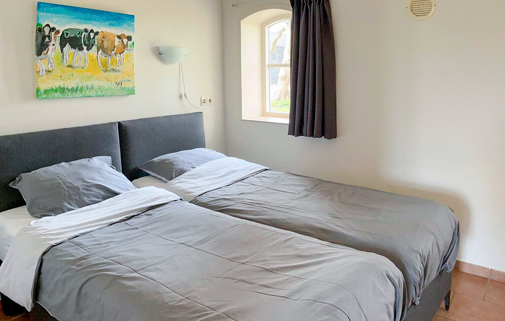 Semesterhus - De Moer , Nederländerna - HNB072 9