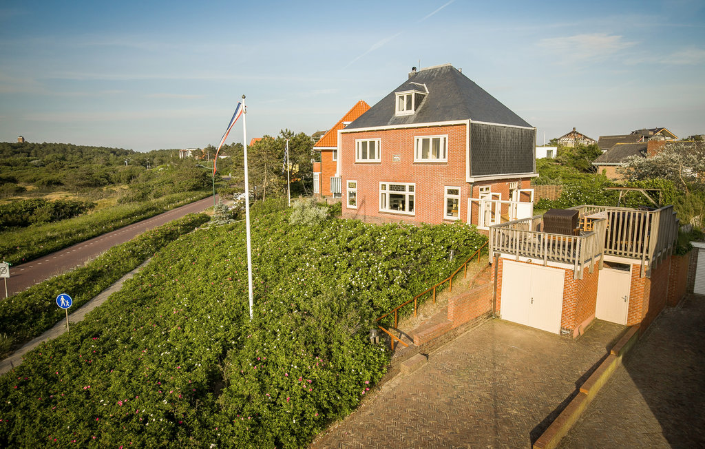 Semesterhus - Bergen aan Zee , Nederländerna - HNH523 9