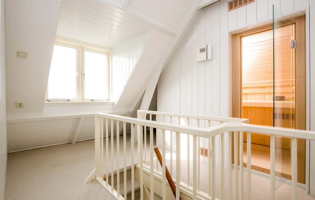 Semesterhus - Bergen aan Zee , Nederländerna - HNH523 21