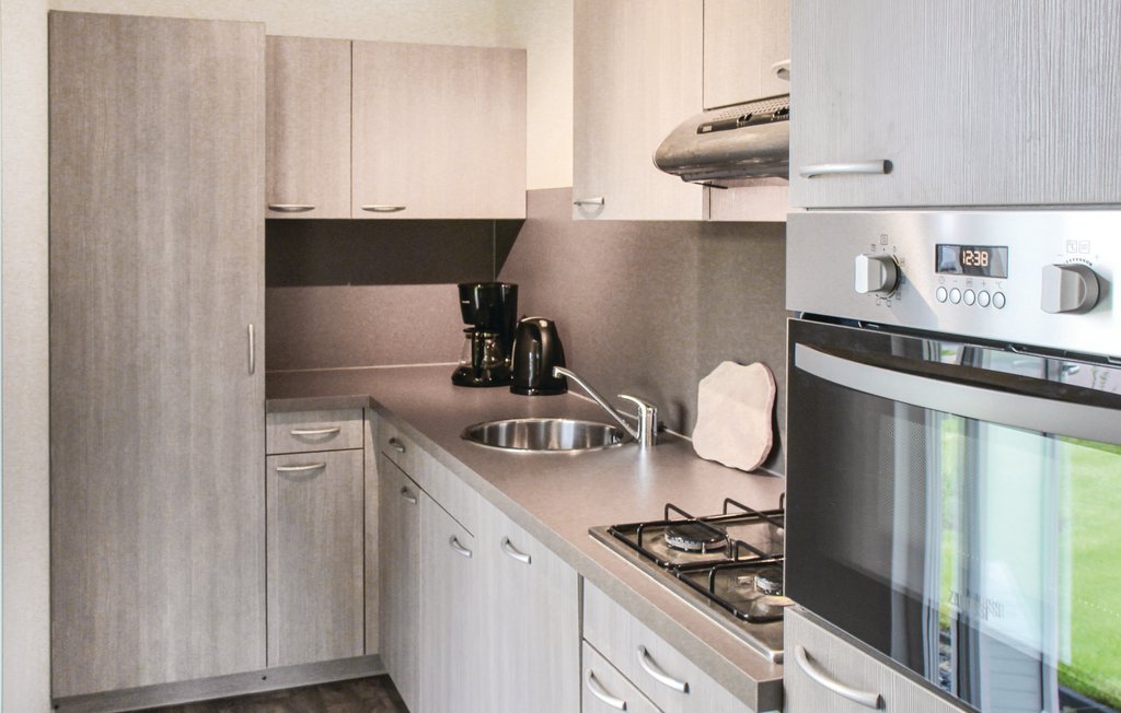 Semesterhus - Bovenkarspel , Nederländerna - HNH084 3