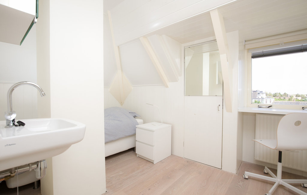 Semesterhus - Bergen aan Zee , Nederländerna - HNH523 30