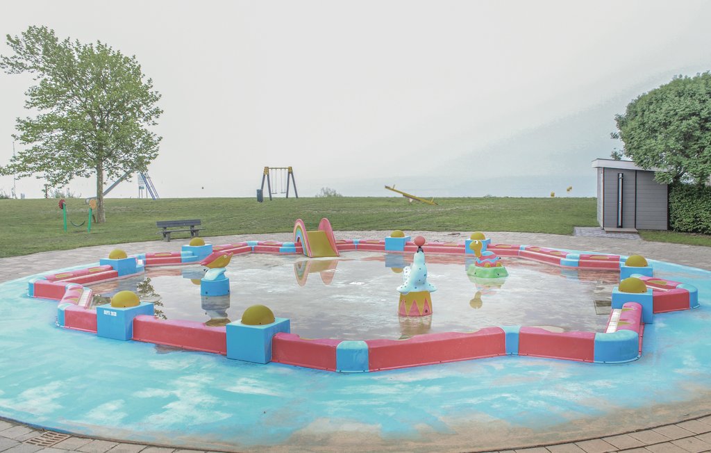 Semesterhus - Bovenkarspel , Nederländerna - HNH084 14