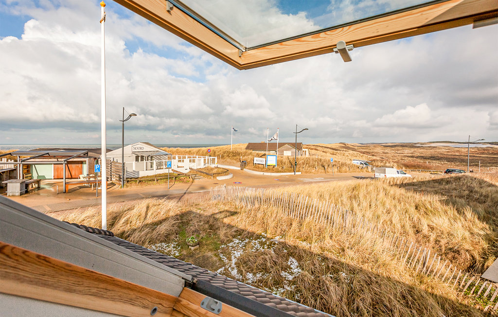 Semesterhus - Bergen aan Zee , Nederländerna - HNH596 3