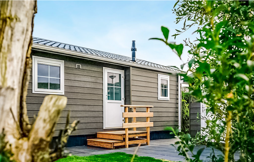 Semesterhus - Julianadorp , Nederländerna - HNH685 2