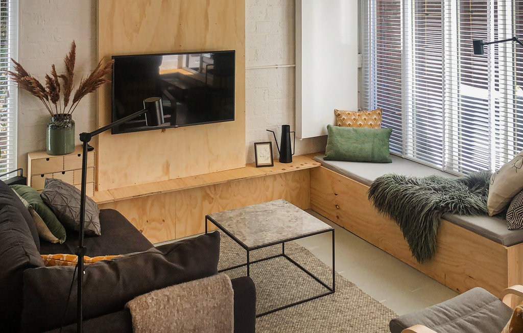 Semesterhus - Warmenhuizen , Nederländerna - HNH694 5