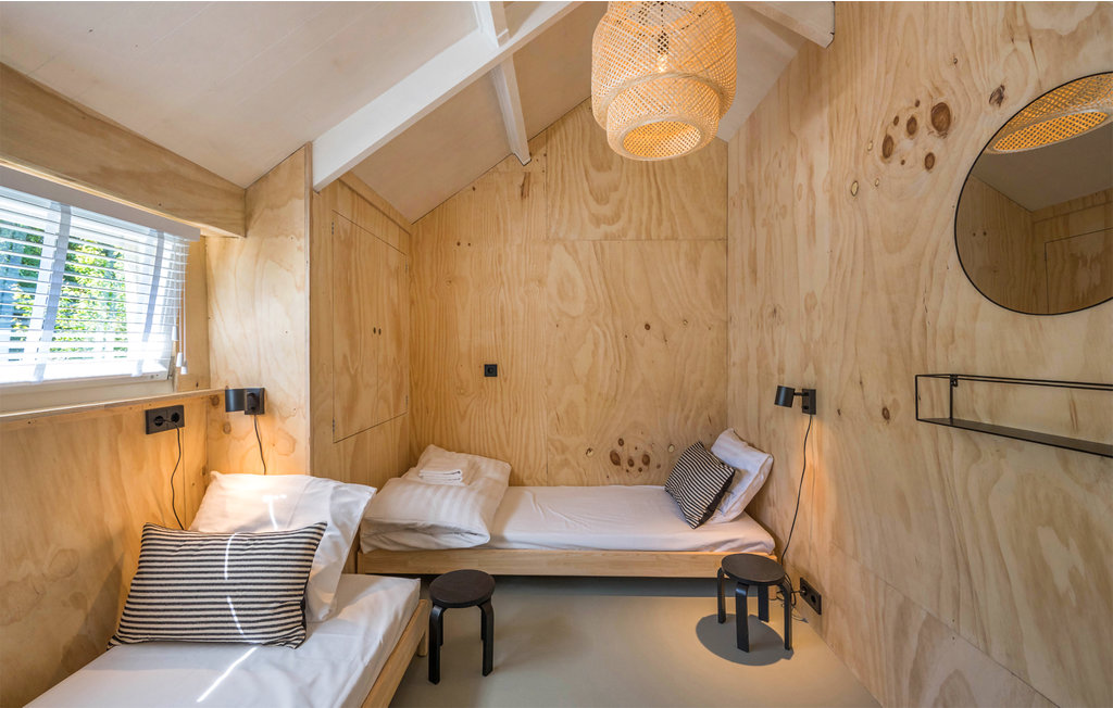 Semesterhus - Warmenhuizen , Nederländerna - HNH694 17