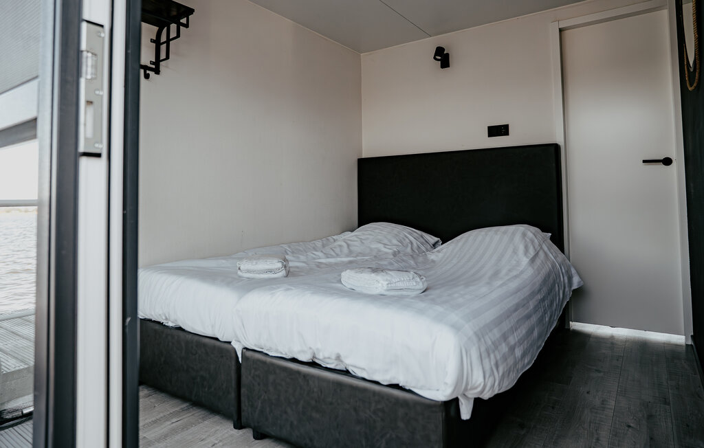 Huisboot - Uitgeest , Nederland - HNH246 18