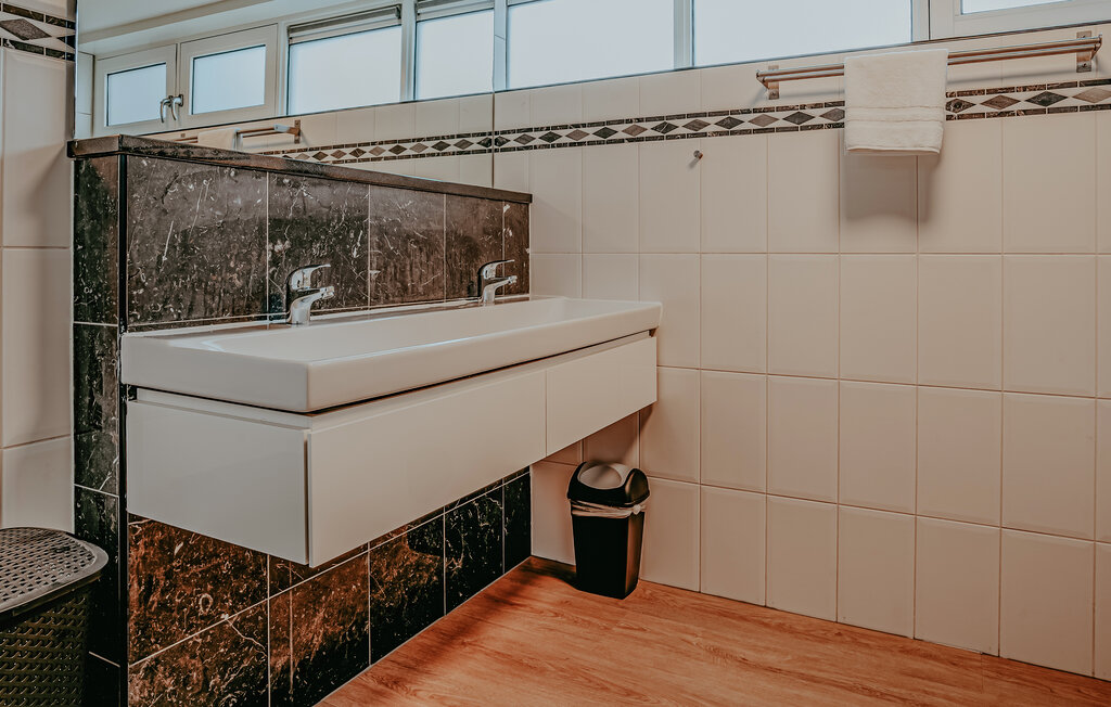 Hausboot - Uitgeest , Niederlande - HNH248 25