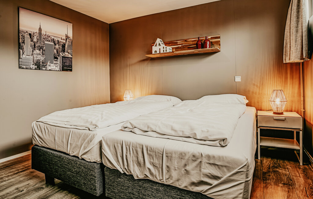 Hausboot - Uitgeest , Niederlande - HNH248 6