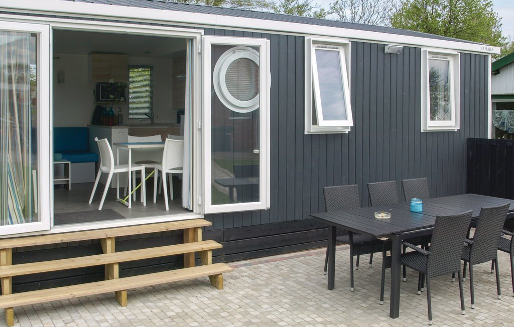 Holiday home Westerland (HNH070)