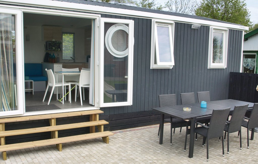 Holiday home Westerland (HNH077)