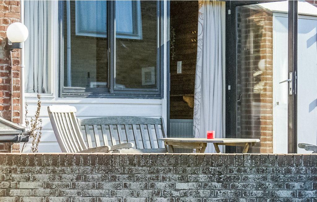 Genießen Sie entspannte Tage zu zweit in dieser strandnahen Ferienwohnung mit zwei Terrassen.

In diesem hübsch eingerichteten Apartment verbringen Sie erholsame Urlaubstage in ruhiger Lage hinter d..