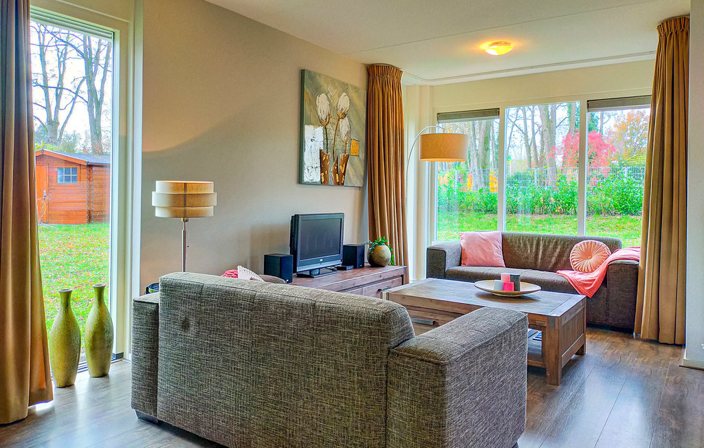 Semesterhus - Delden , Nederländerna - HOV090 3