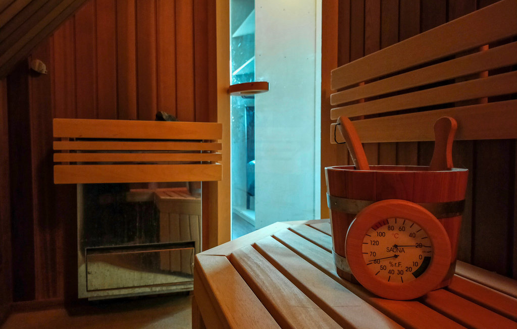 Semesterhus - Delden , Nederländerna - HOV090 8