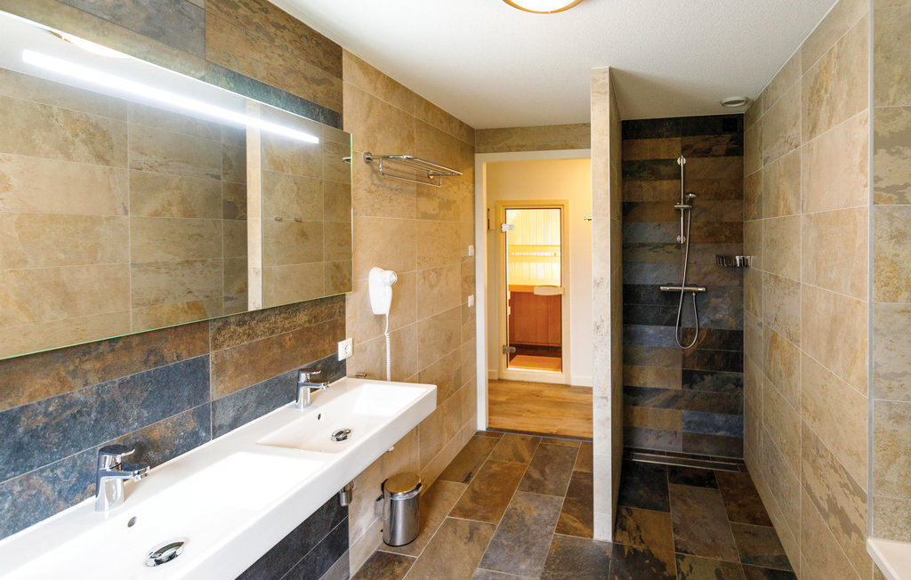 Semesterhus - Giethoorn , Nederländerna - HOV245 18