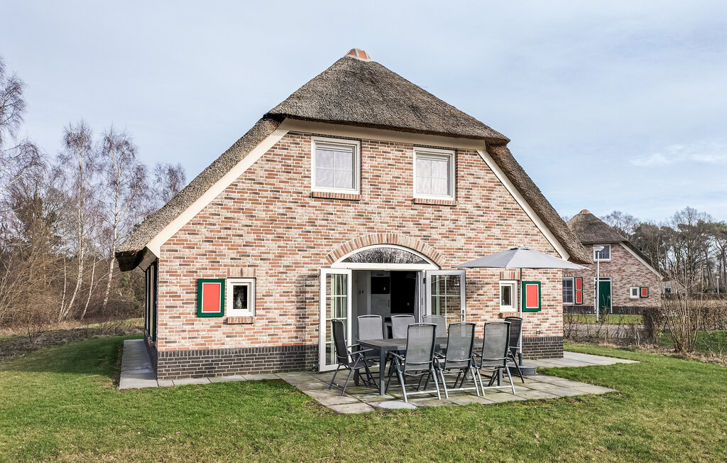 Semesterhus - Den Ham , Nederländerna - HOV193 1