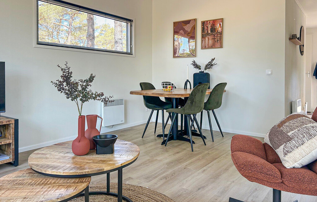 Semesterhus - Hellendoorn , Nederländerna - HOV757 5