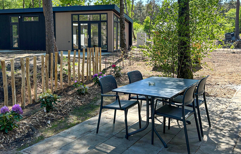 Semesterhus - Hellendoorn , Nederländerna - HOV757 3