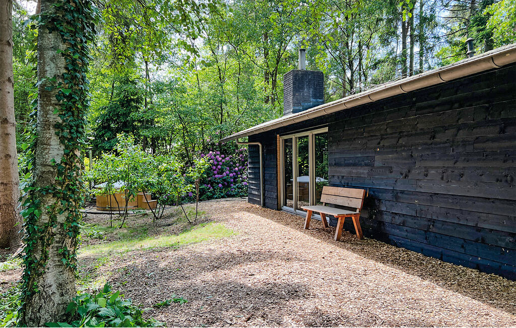 Verbringen Sie eine idyllische Auszeit in diesem schönen Ferienhaus und lassen Sie den Alltag hinter sich.

Eine ideale Ausstattung für einen gelungenen Familienurlaub bietet Ihnen Ihr Ferienhaus in..