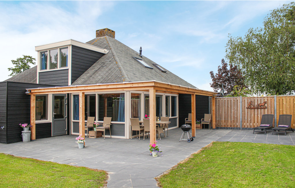 Ferienhaus mit eingezäuntes Grundstück und Hund in Stavenisse - Zeeland