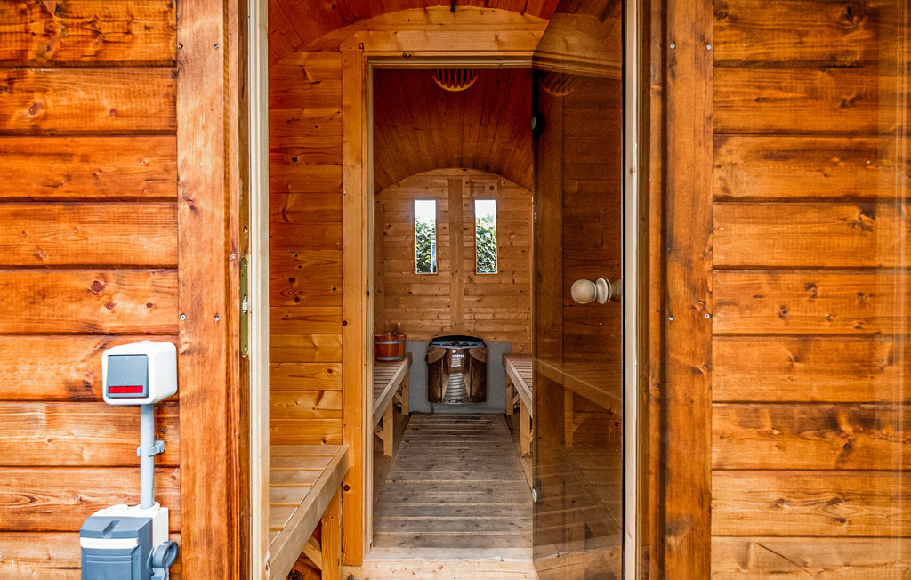 Semesterhus - Stavenisse , Nederländerna - HZE039 17